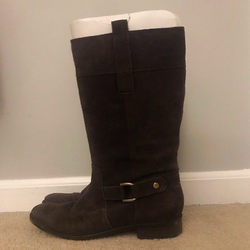 Ellen Tracy boots